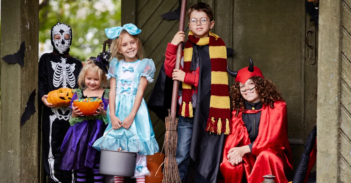 Halloween Safety: How to Be a Safe Trick-or-Treater