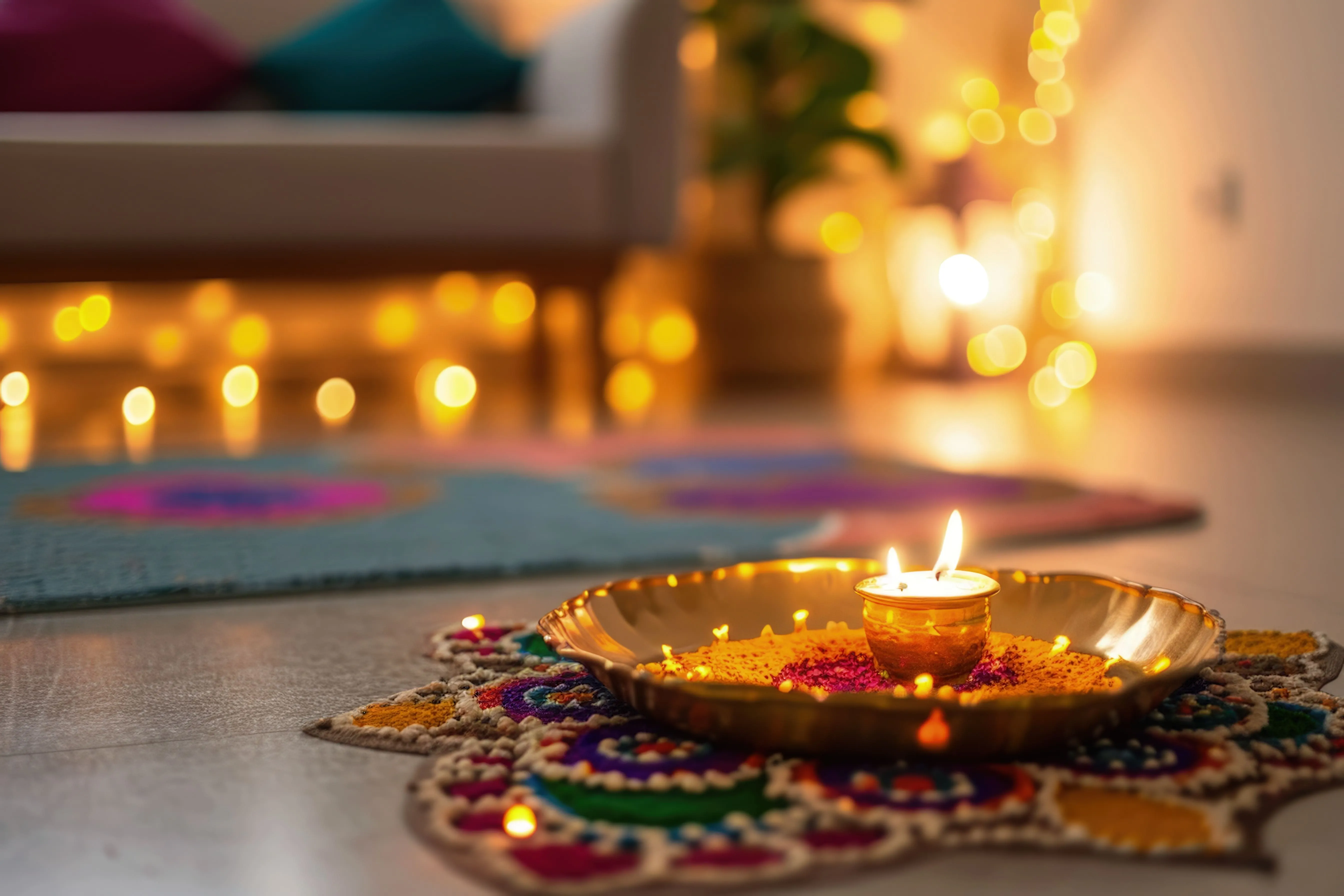 navratri-highly-detailed-candle-decoration-1-064914.jpg