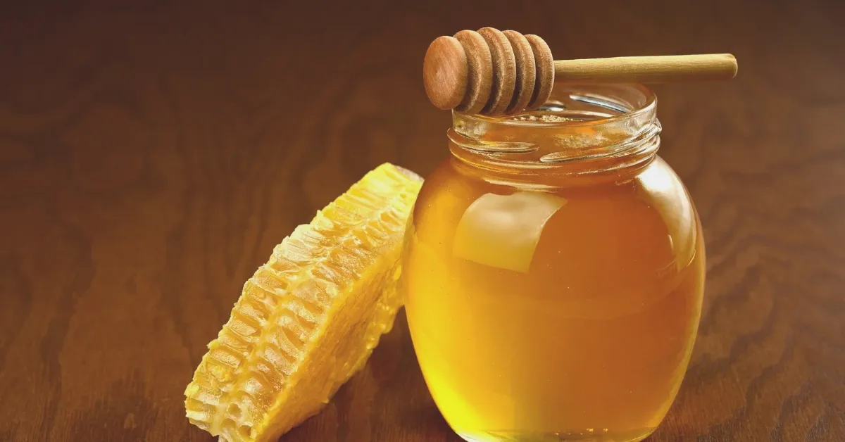 7 Surprising Benefits Of Honey You Need To Know