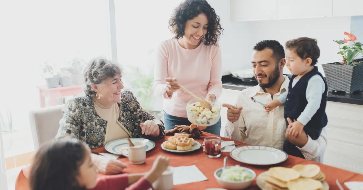 Eating Dinner Early Every Day: Here Are 5 Reasons Why